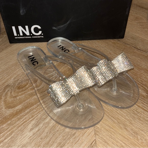 NWT I.N.C Madena Bow Jelly Sandals - Picture 1 of 8